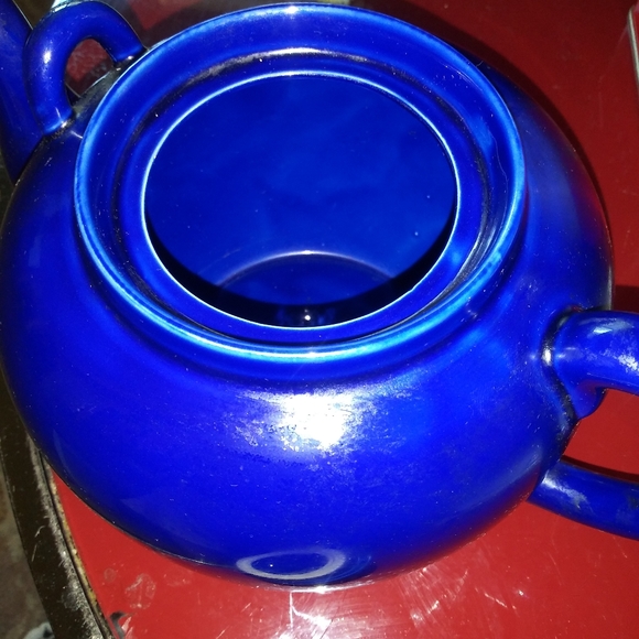 Vintage BLUE Ceramic Teapot - Picture 3 of 3